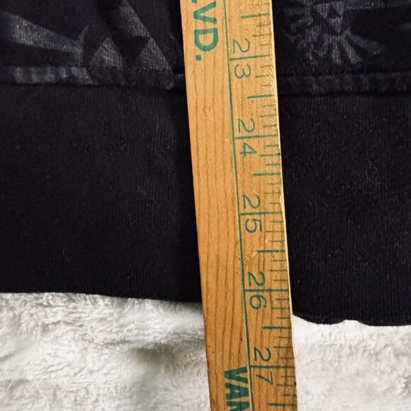 Legend of Zelda Twilight Princess AOP Hylian Crest Black Zip Hoodie XS RARE - Picture 12 of 14